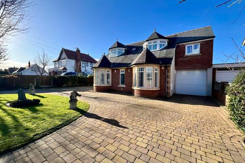 5 bedroom detached house for sale, Fleetwood Road, Fleetwood FY7