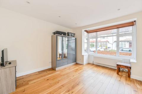 5 bedroom end of terrace house for sale, St Barnabas Road, Mitcham, CR4