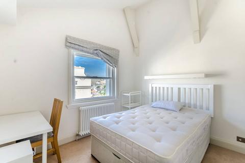 2 bedroom flat to rent, Gloucester Road, South Kensington, London, SW7