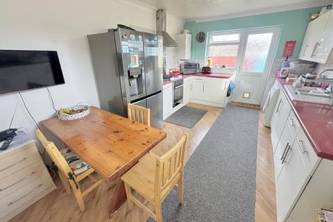 3 bedroom chalet for sale, Cherford Road, Bournemouth, BH11