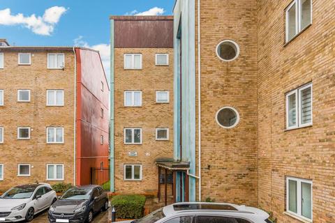 2 bedroom flat for sale, Brewery Close, Wembley HA0