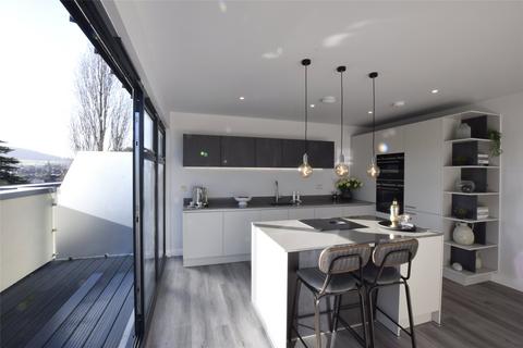 2 bedroom penthouse for sale, Bath Road, Gloucestershire GL53