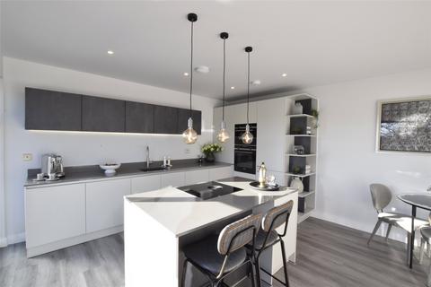 2 bedroom penthouse for sale, Bath Road, Gloucestershire GL53
