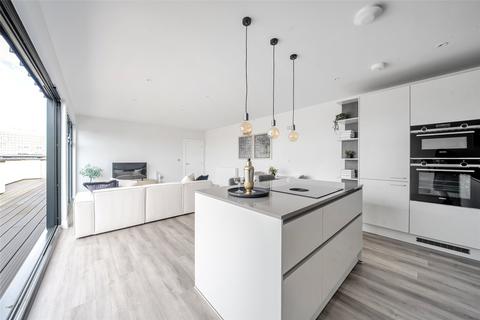 undefined, Apartment 19 - Penthouse, Cheltenham GL53