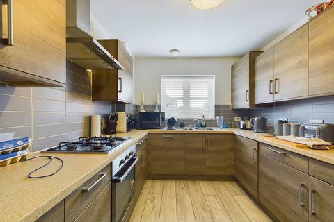 21 Neven Place, Gloucester, GL1 5NF