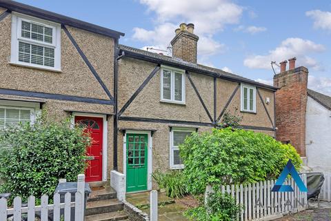 2 bedroom terraced house for sale, Lower Road, Loughton IG10