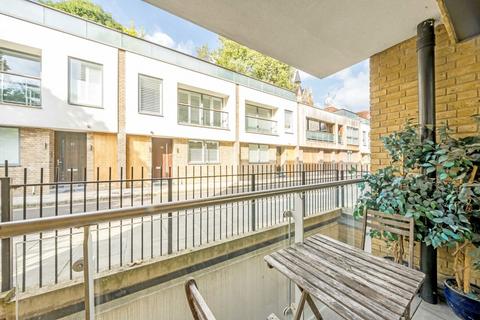 1 bedroom flat for sale, Compton Avenue, London N1