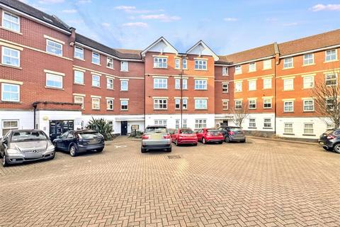 2 bedroom apartment for sale, Bell Chase, Aldershot