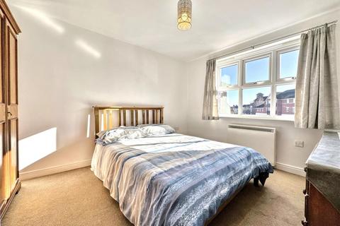 2 bedroom apartment for sale, Bell Chase, Aldershot