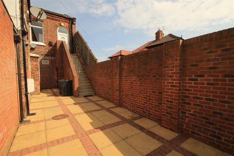 1 bedroom apartment to rent, Croft Villas, Darlington DL3