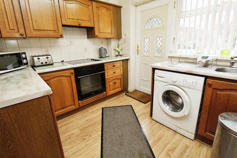 3 bedroom terraced house for sale, Clayfield Drive, Bradford BD7