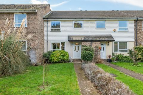 6 Stephenson Drive, Windsor, SL4 5LG