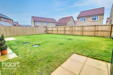 4 bedroom detached house for sale, Haydn Griffiths Way, Armthorpe, Doncaster