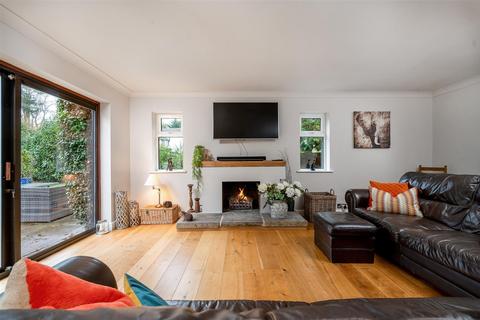 undefined, May Lodge Drive, Rufford