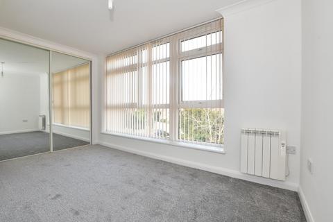 2 bedroom apartment to rent, Pegwell Road Ramsgate CT11