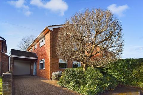 94 Lansdown Road, Gloucester, GL1 3JF