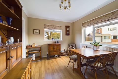 94 Lansdown Road, Gloucester, GL1 3JF
