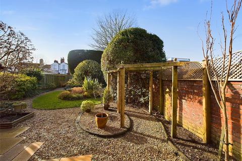 94 Lansdown Road, Gloucester, GL1 3JF