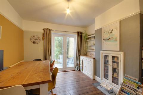 3 bedroom end of terrace house for sale, South Farm Road, Worthing