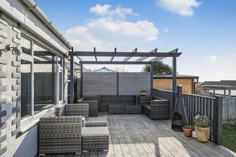 14 Antony Close, Seaford, BN25 2SY