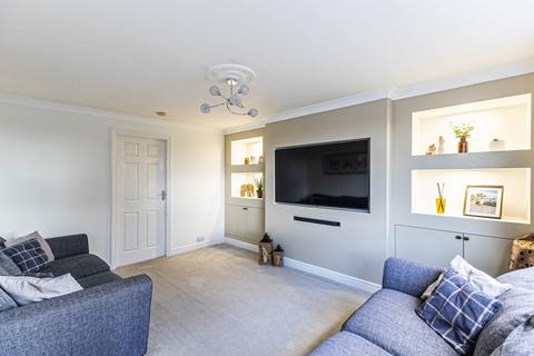 3 bedroom house for sale, Runtlings, Ossett