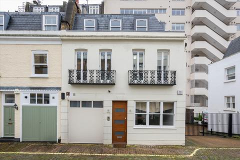 4 bedroom end of terrace house for sale, Radnor Mews, Hyde Park, London, W2