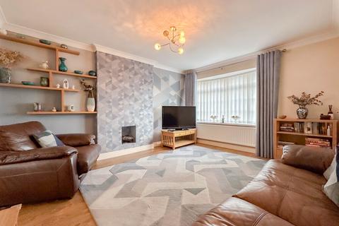 3 bedroom detached house for sale, Dovedale Road, Norton TS20