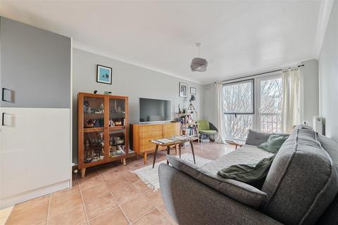 1 bedroom maisonette for sale, Whitehorse Lane, South Norwood, London