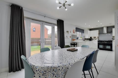 5 bedroom detached house for sale, Corbett Place, Maldon, Essex, CM9