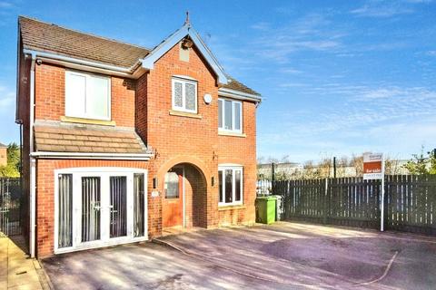 6 bedroom detached house for sale, Stradbroke Way, Leeds, West Yorkshire