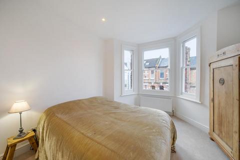 2 bedroom flat for sale, Galesbury Road, Earlsfield