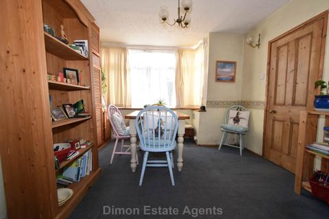 3 bedroom end of terrace house for sale, Sedgeley Grove, Elson