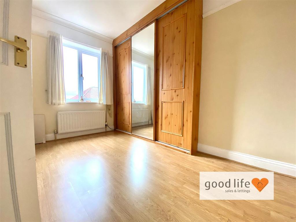 20250128 110340646 i OS36aysgarthave.jpg