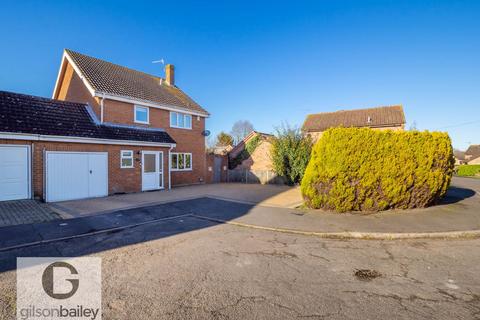 11 Ropes Walk, Blofield, Norwich, NR13 4JB