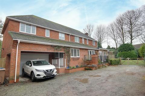 5 bedroom detached house for sale, Beech Drive, Melton