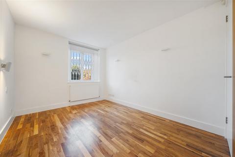 2 bedroom apartment to rent, Maresfield Gardens, Hampstead, London, NW3