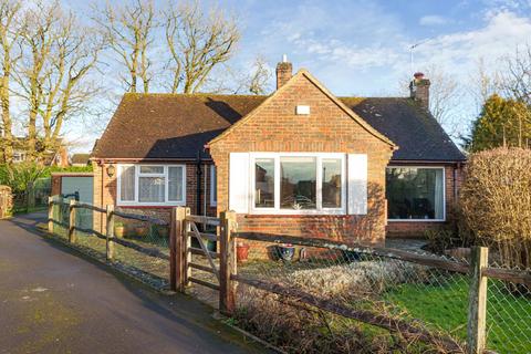 2 bedroom bungalow for sale, The Drive, Cranleigh, GU6