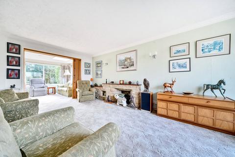 2 bedroom bungalow for sale, The Drive, Cranleigh, GU6