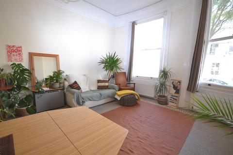 1 bedroom flat to rent, Brunswick Road, Hove