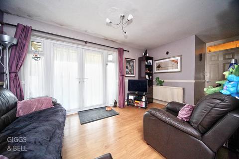 1 bedroom ground floor maisonette for sale, Denmark Close, Luton, Bedfordshire, LU3