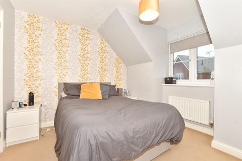 2 bedroom flat for sale, Wherry Close, Margate, Kent