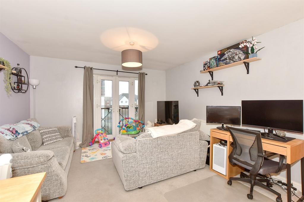 Lounge/ Kitchen
