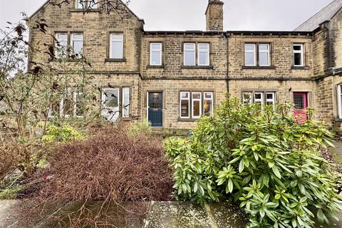 Elmfield Road, Birkby, Huddersfield, HD2 2XH