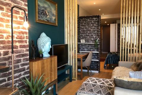 undefined, 8 Walworth Road, Strata House, London SE1