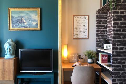 undefined, 8 Walworth Road, Strata House, London SE1