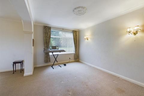 2 bedroom apartment to rent, Dore Road, Sheffield