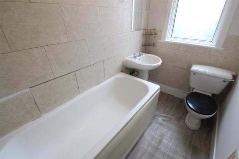 1 bedroom apartment to rent, Peterborough Road, Leyton E10