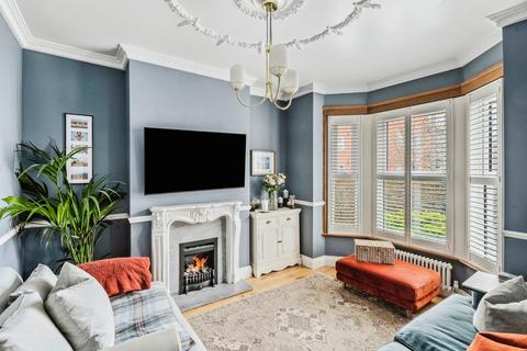 3 bedroom end of terrace house for sale, Britannia Road, Brentwood, Essex