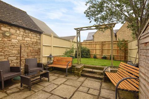 2 bedroom terraced house for sale, Newland, Witney, Oxfordshire