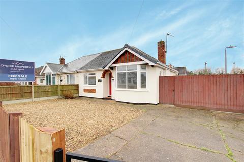 2 bedroom semi-detached bungalow for sale, Waterloo Road, Mablethorpe LN12